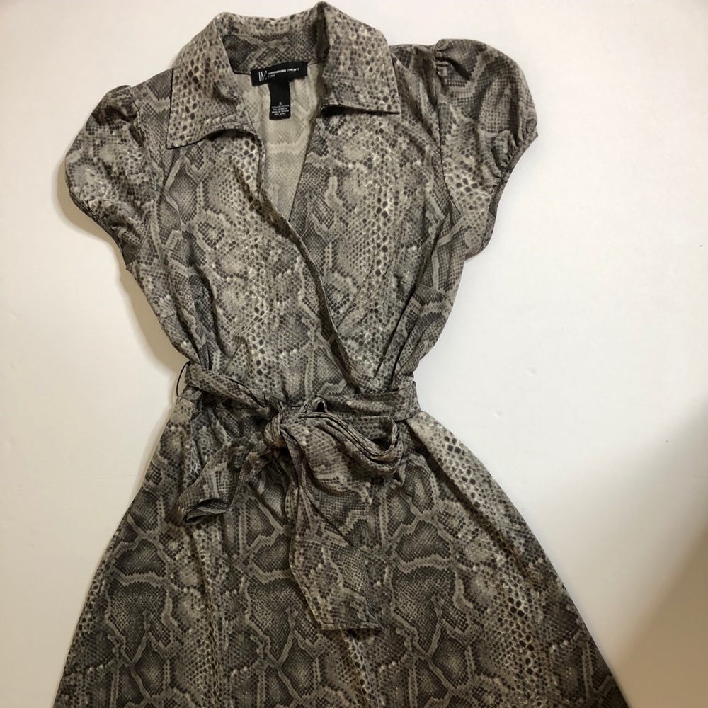 INC Gray and White Snake print dress with belt